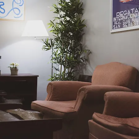 Отель Urban House