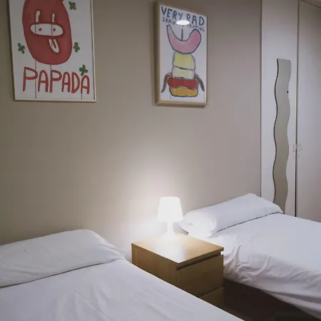 Urban House Отель Сан-Себастьян